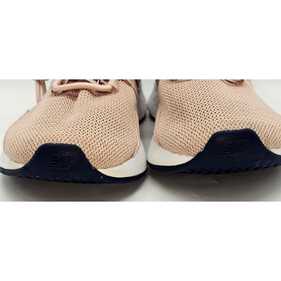 New Balance Fresh Foam Roav WROAVSG Sneaker Women's 7 Pink Blue Run Walk - Picture 15 of 16